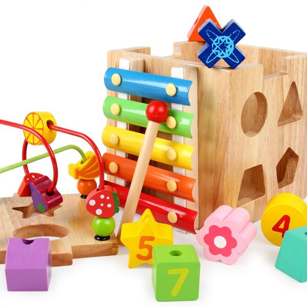صندوق لعبة خشبية للأطفال